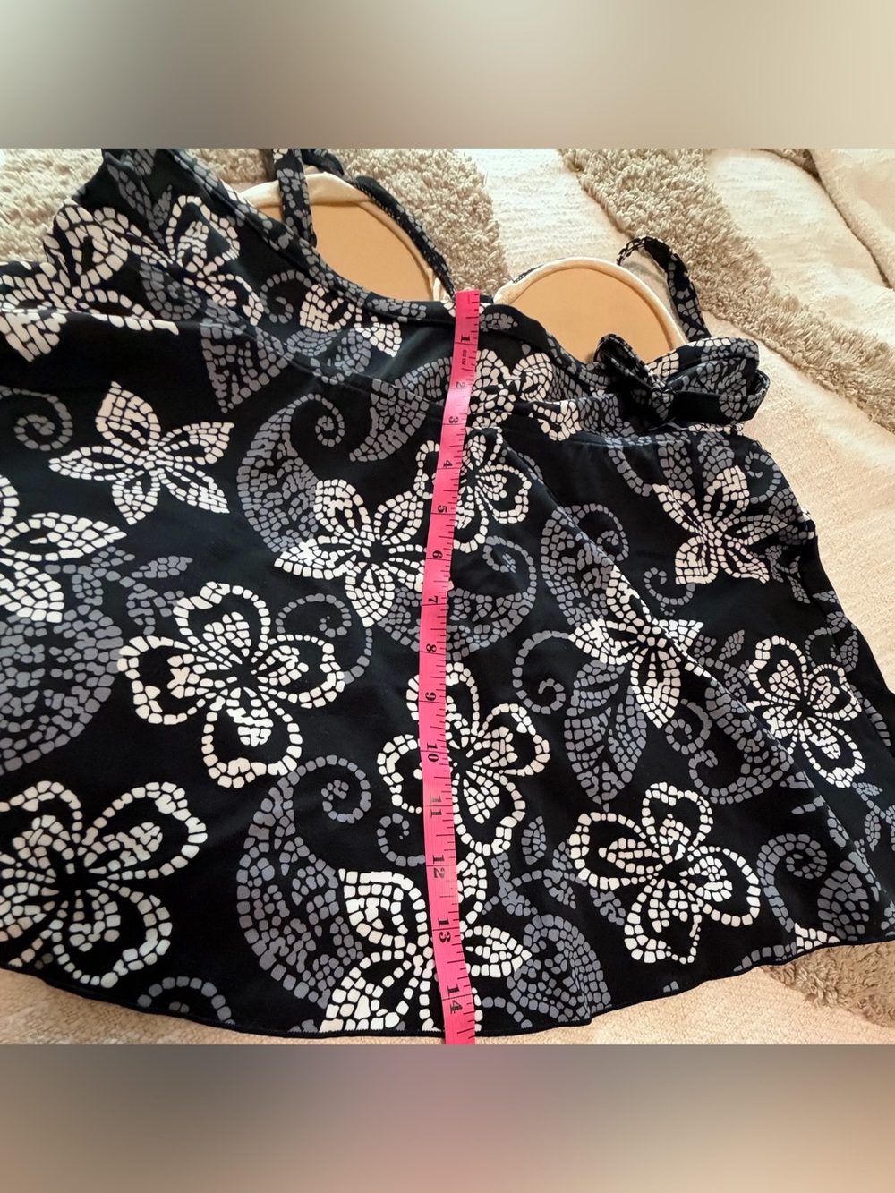 Maxine of Hollywood Black and White Floral Camisole Tank - Picture 4 of 9